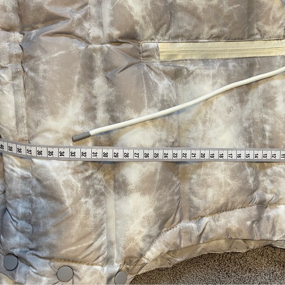 Brand NEW WITH TAG 🔥 Zara 🔥 TIE-DYE PUFFER GILET Crop Top puff vest - Picture 11 of 16